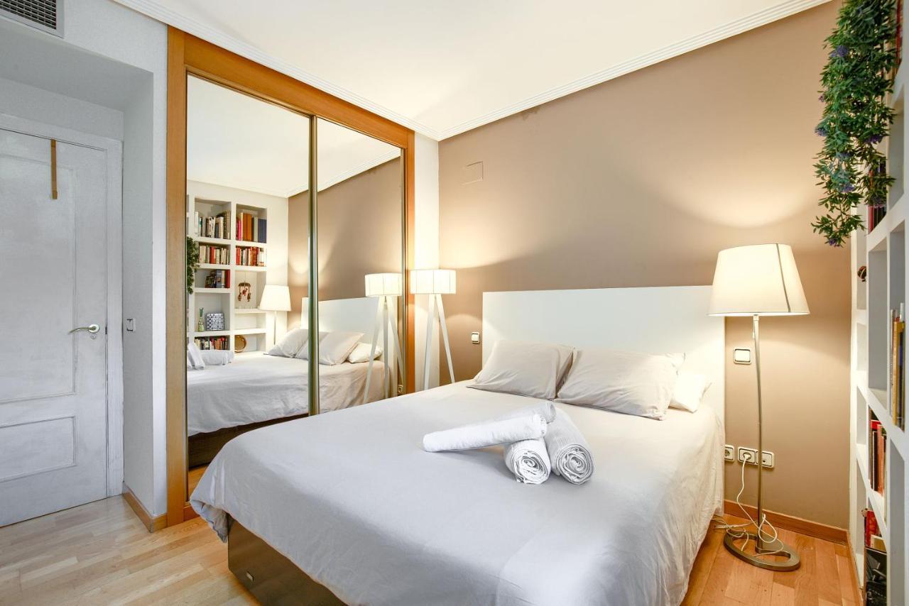 Apartamento En Chamberi Con Piscina - Lovely Apartment In The City Center With Swimming Pool Madrid Exterior photo